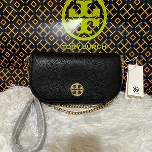 Authentic Tory Burch Chelsea Pebbled  Crossbody Bag Black